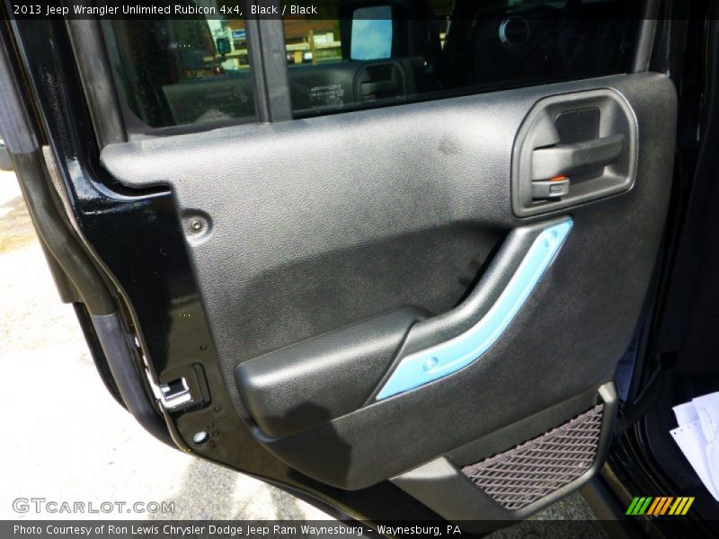 Black / Black 2013 Jeep Wrangler Unlimited Rubicon 4x4