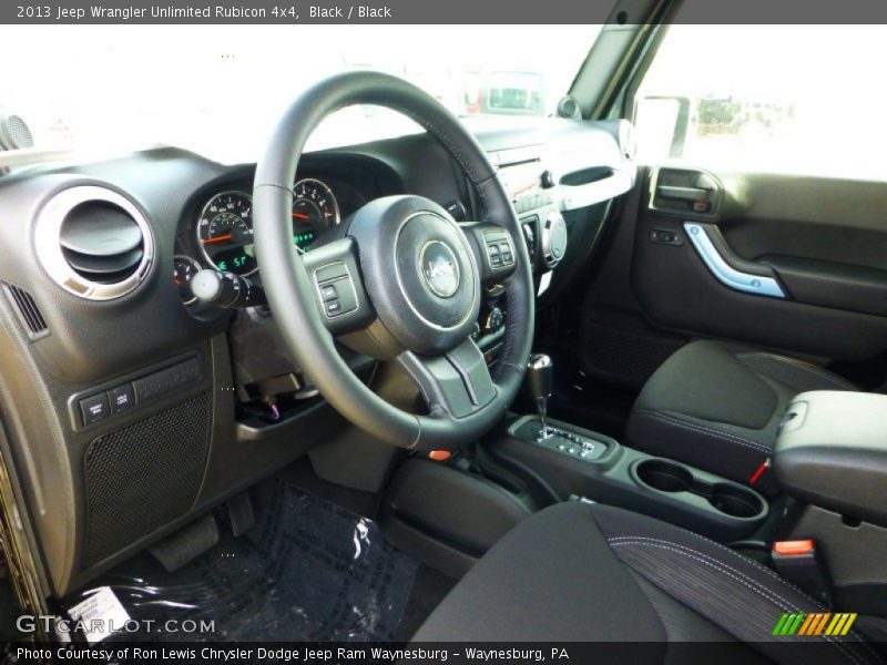 Black / Black 2013 Jeep Wrangler Unlimited Rubicon 4x4
