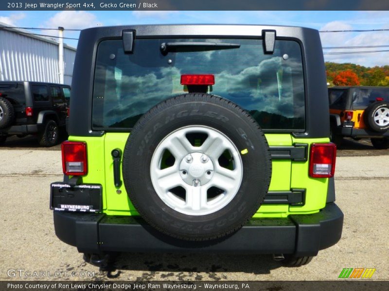 Gecko Green / Black 2013 Jeep Wrangler Sport 4x4