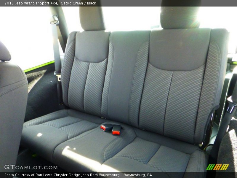 Gecko Green / Black 2013 Jeep Wrangler Sport 4x4