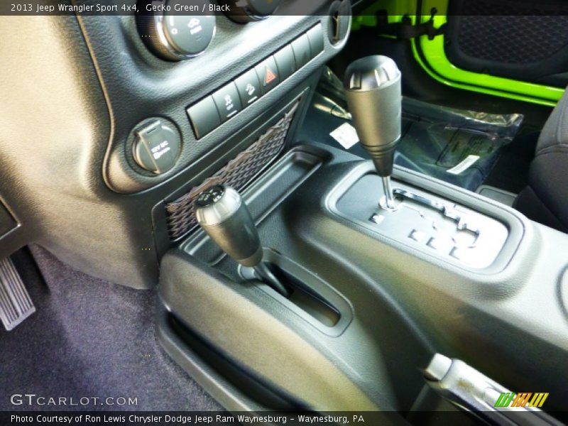 Gecko Green / Black 2013 Jeep Wrangler Sport 4x4