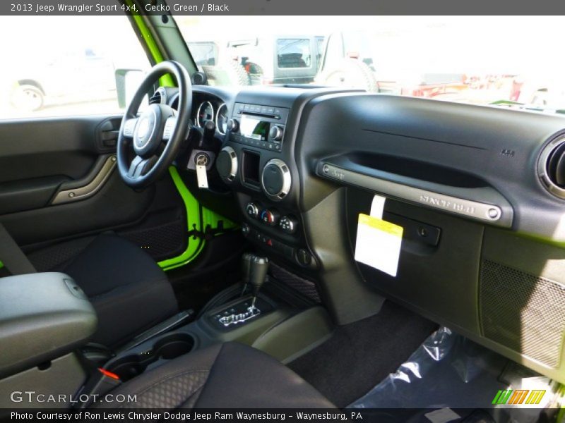 Gecko Green / Black 2013 Jeep Wrangler Sport 4x4