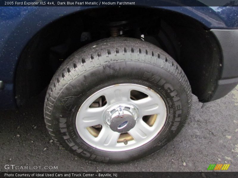  2005 Explorer XLS 4x4 Wheel