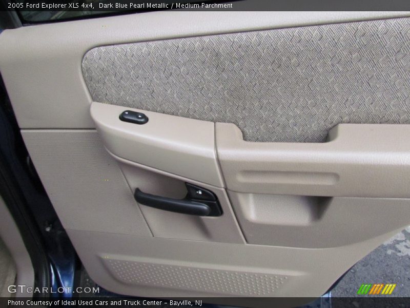 Dark Blue Pearl Metallic / Medium Parchment 2005 Ford Explorer XLS 4x4