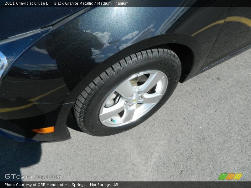 Black Granite Metallic / Medium Titanium 2011 Chevrolet Cruze LT