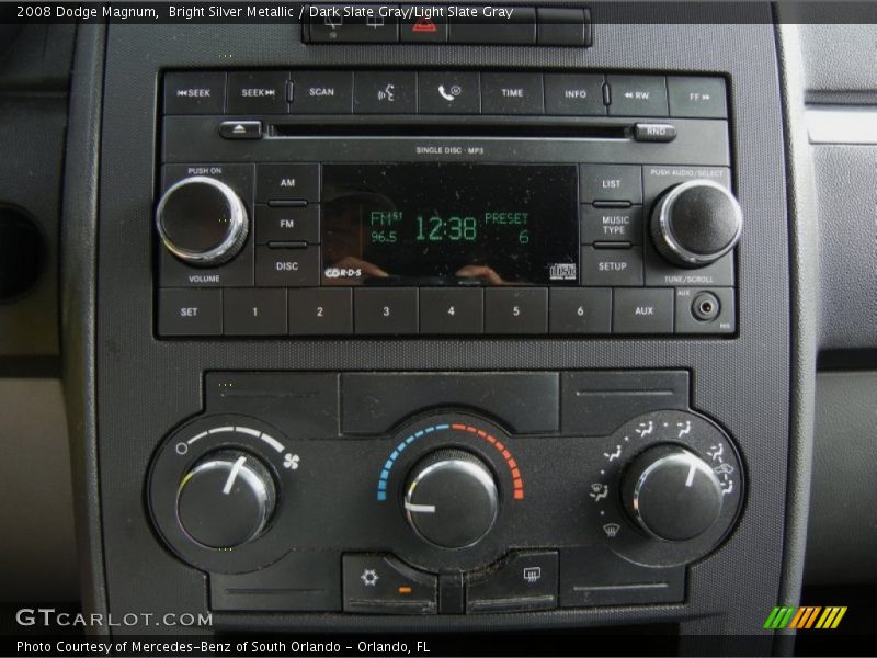 Bright Silver Metallic / Dark Slate Gray/Light Slate Gray 2008 Dodge Magnum