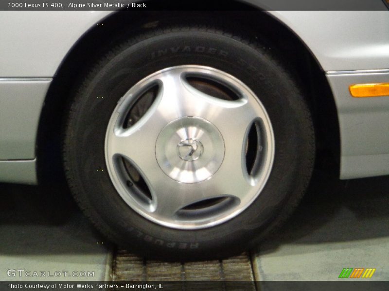 Alpine Silver Metallic / Black 2000 Lexus LS 400