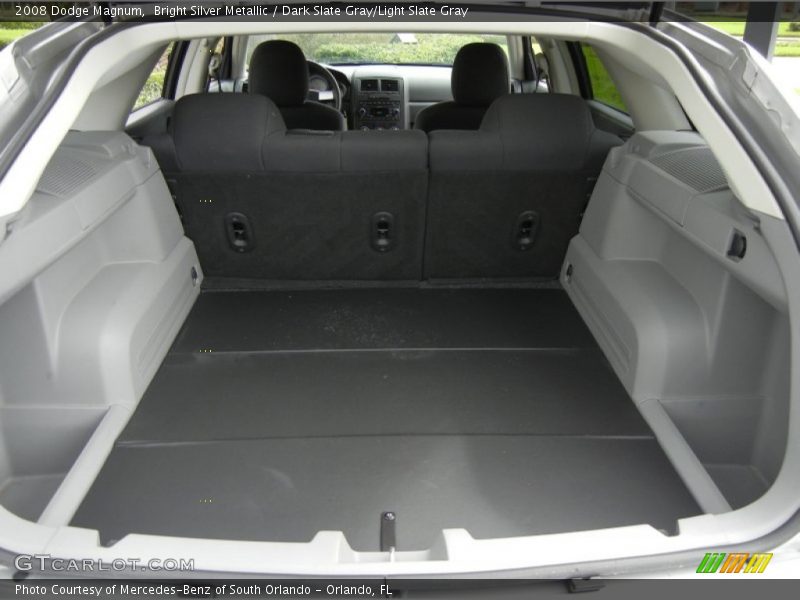 Bright Silver Metallic / Dark Slate Gray/Light Slate Gray 2008 Dodge Magnum