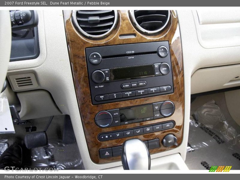 Dune Pearl Metallic / Pebble Beige 2007 Ford Freestyle SEL