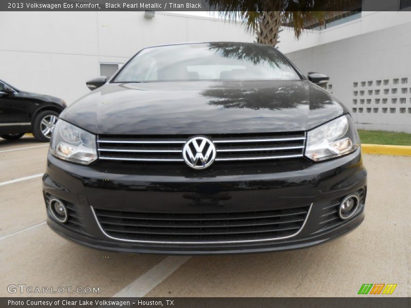 Black Pearl Metallic / Titan Black 2013 Volkswagen Eos Komfort