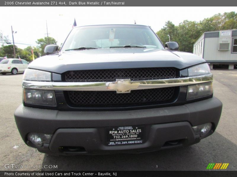 Dark Blue Metallic / Tan/Neutral 2006 Chevrolet Avalanche Z71 4x4