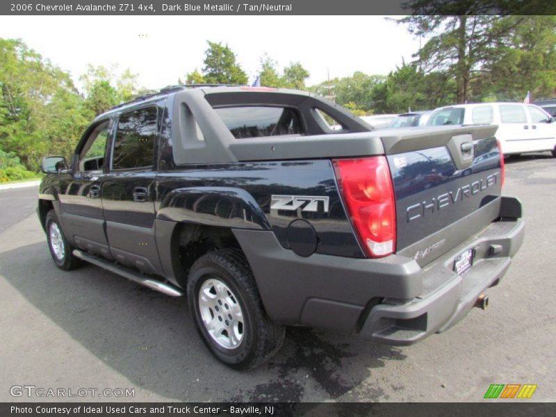Dark Blue Metallic / Tan/Neutral 2006 Chevrolet Avalanche Z71 4x4
