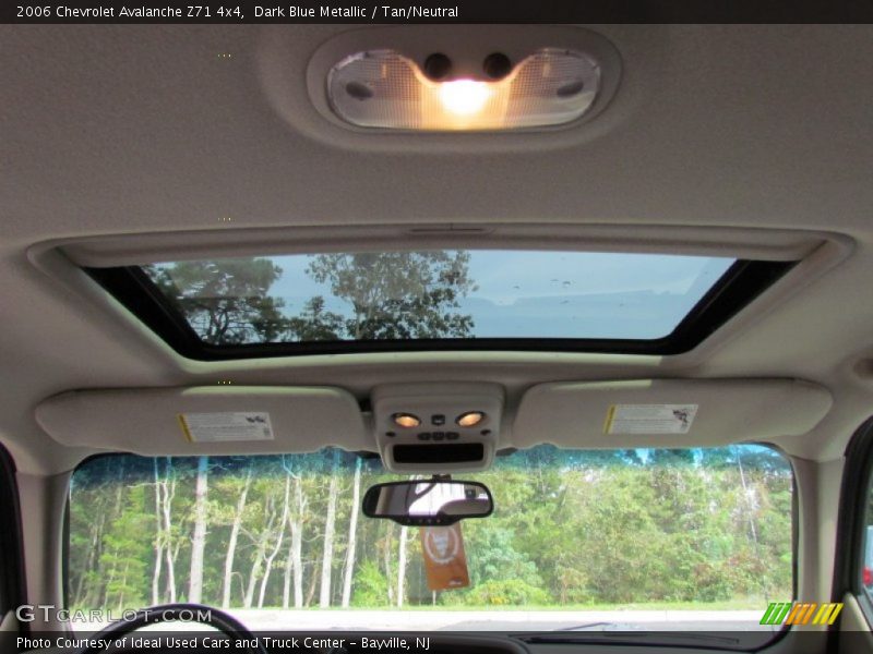 Dark Blue Metallic / Tan/Neutral 2006 Chevrolet Avalanche Z71 4x4