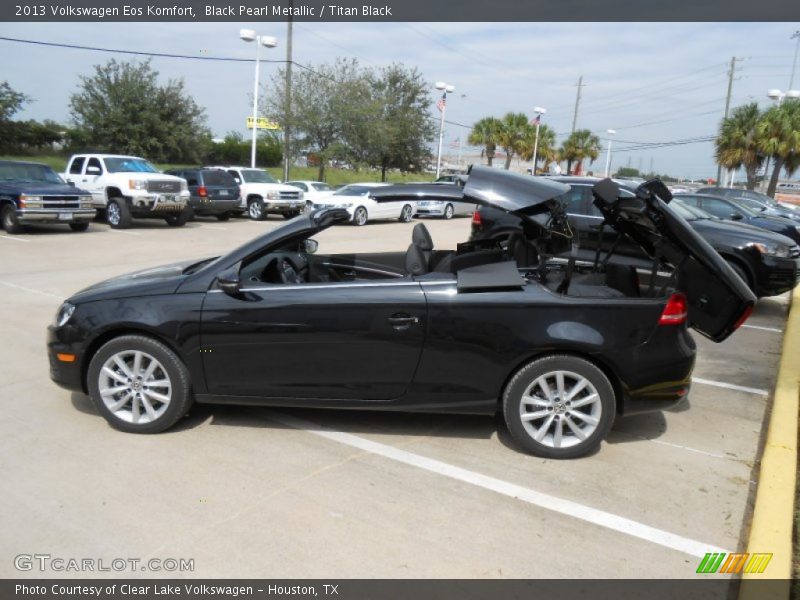Black Pearl Metallic / Titan Black 2013 Volkswagen Eos Komfort