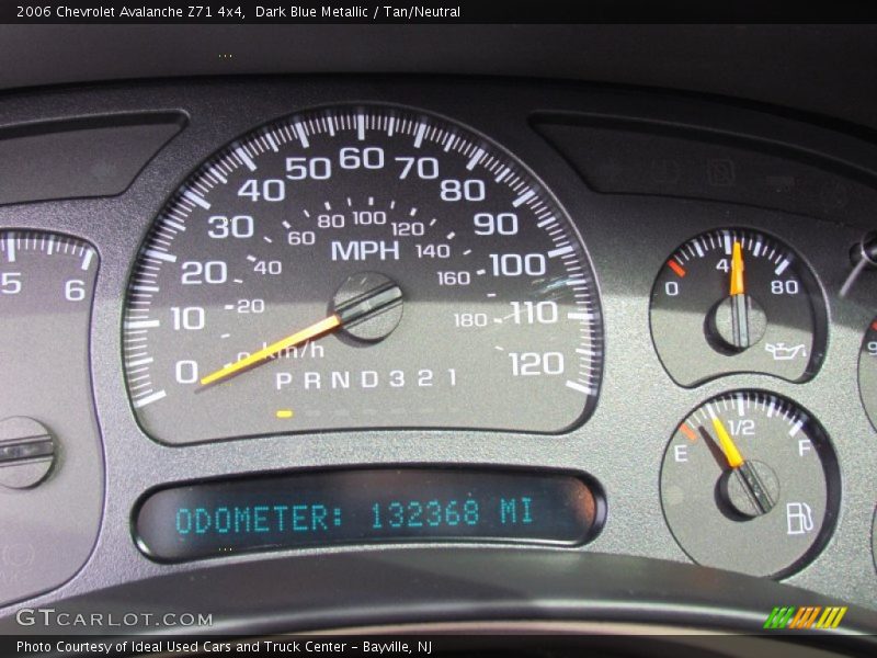 Dark Blue Metallic / Tan/Neutral 2006 Chevrolet Avalanche Z71 4x4