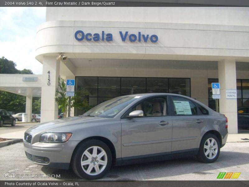 Flint Gray Metallic / Dark Beige/Quartz 2004 Volvo S40 2.4i