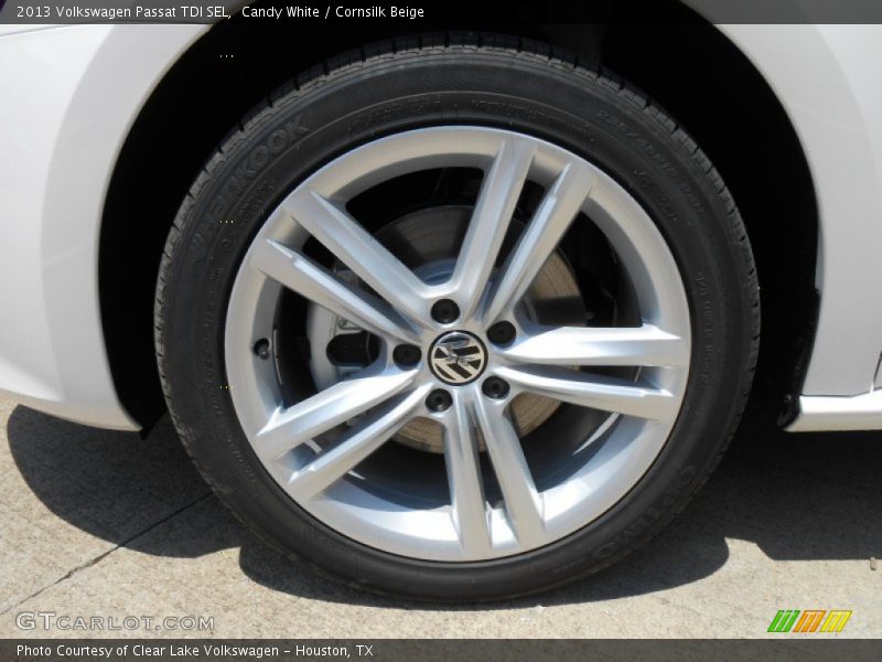 Candy White / Cornsilk Beige 2013 Volkswagen Passat TDI SEL