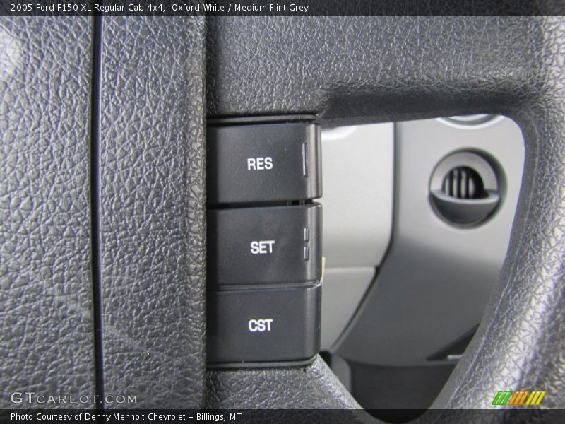 Oxford White / Medium Flint Grey 2005 Ford F150 XL Regular Cab 4x4