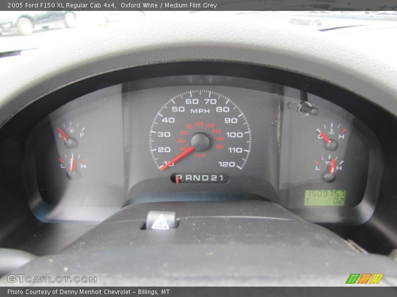 Oxford White / Medium Flint Grey 2005 Ford F150 XL Regular Cab 4x4