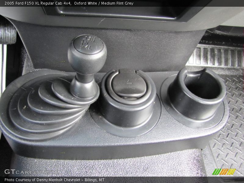 Oxford White / Medium Flint Grey 2005 Ford F150 XL Regular Cab 4x4