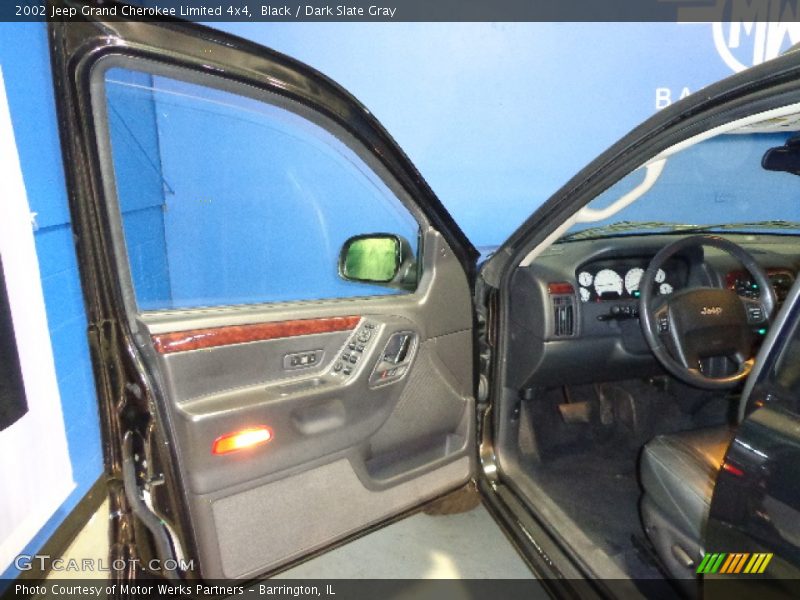 Black / Dark Slate Gray 2002 Jeep Grand Cherokee Limited 4x4