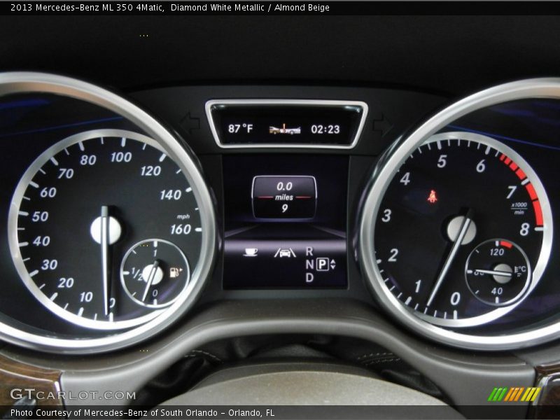 Diamond White Metallic / Almond Beige 2013 Mercedes-Benz ML 350 4Matic