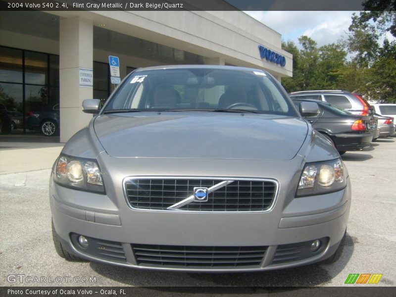 Flint Gray Metallic / Dark Beige/Quartz 2004 Volvo S40 2.4i