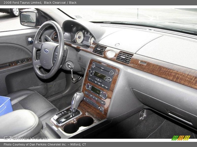 Black Clearcoat / Black 2008 Ford Taurus Limited