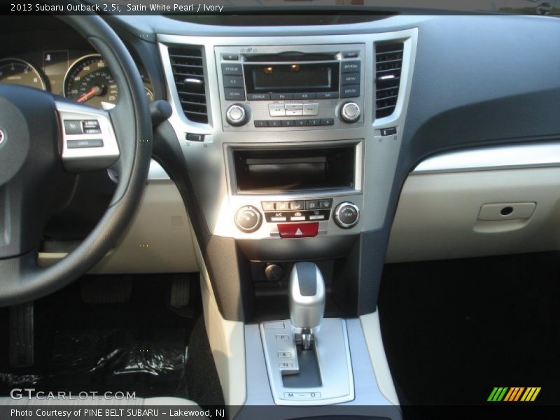 Satin White Pearl / Ivory 2013 Subaru Outback 2.5i