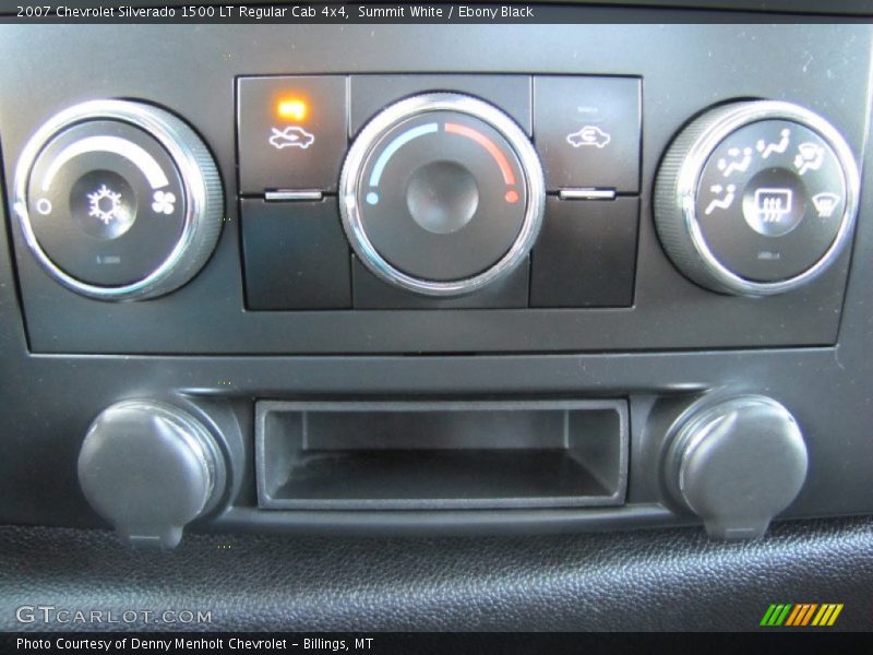 Controls of 2007 Silverado 1500 LT Regular Cab 4x4