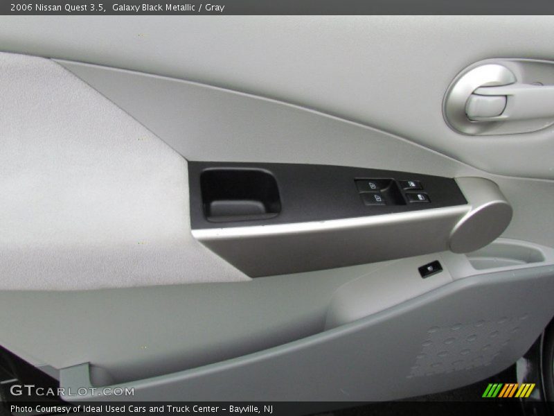 Galaxy Black Metallic / Gray 2006 Nissan Quest 3.5