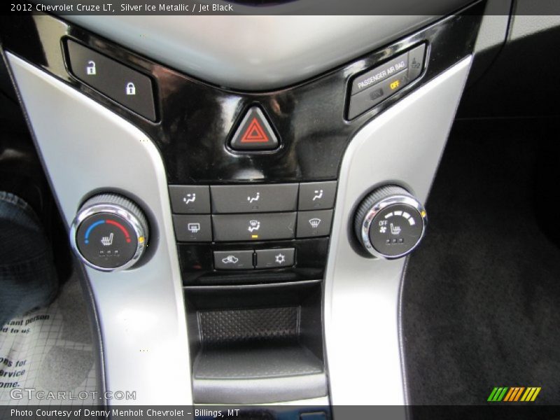 Silver Ice Metallic / Jet Black 2012 Chevrolet Cruze LT