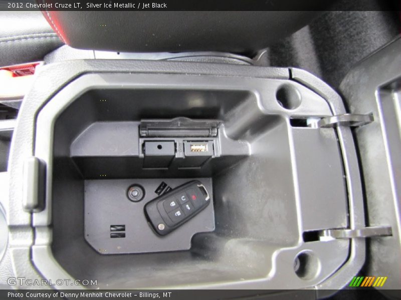Silver Ice Metallic / Jet Black 2012 Chevrolet Cruze LT