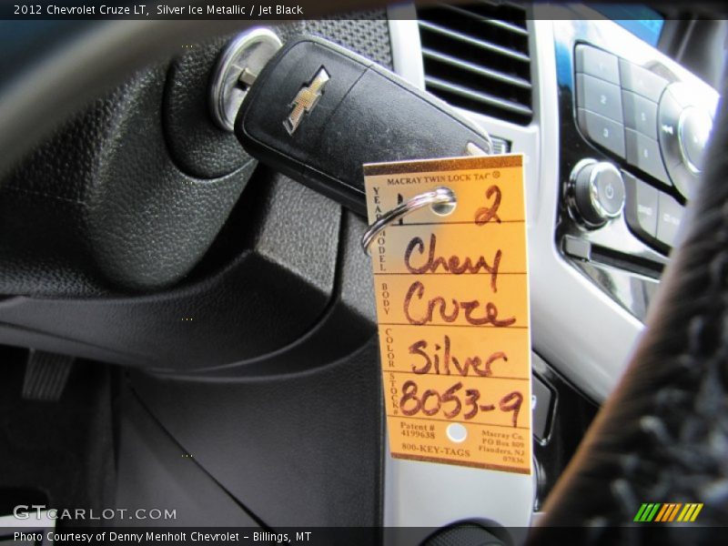 Silver Ice Metallic / Jet Black 2012 Chevrolet Cruze LT