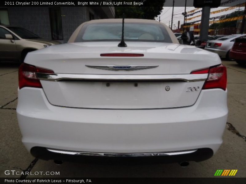 Bright White / Black/Light Frost Beige 2011 Chrysler 200 Limited Convertible