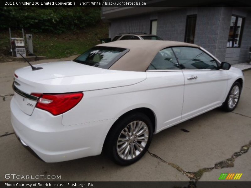 Bright White / Black/Light Frost Beige 2011 Chrysler 200 Limited Convertible