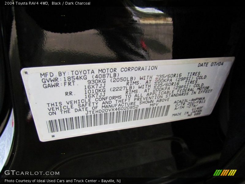 Black / Dark Charcoal 2004 Toyota RAV4 4WD