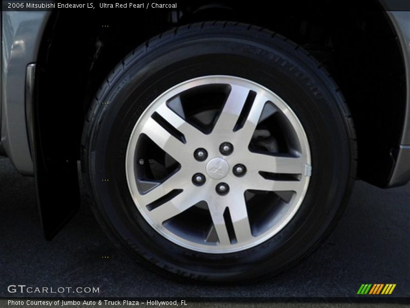 Ultra Red Pearl / Charcoal 2006 Mitsubishi Endeavor LS