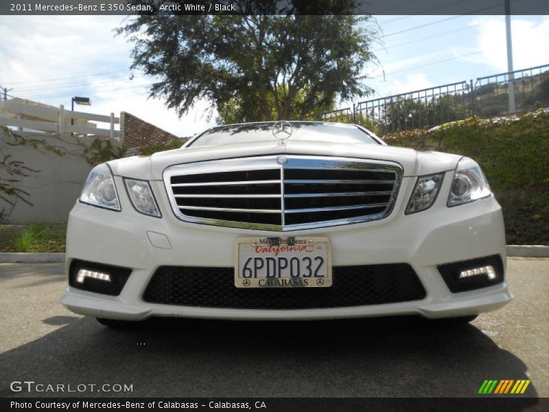 Arctic White / Black 2011 Mercedes-Benz E 350 Sedan