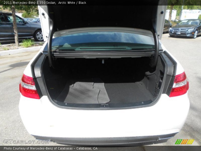 Arctic White / Black 2011 Mercedes-Benz E 350 Sedan