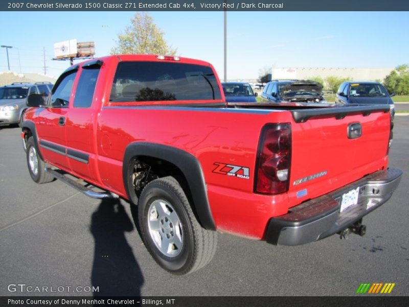Victory Red / Dark Charcoal 2007 Chevrolet Silverado 1500 Classic Z71 Extended Cab 4x4
