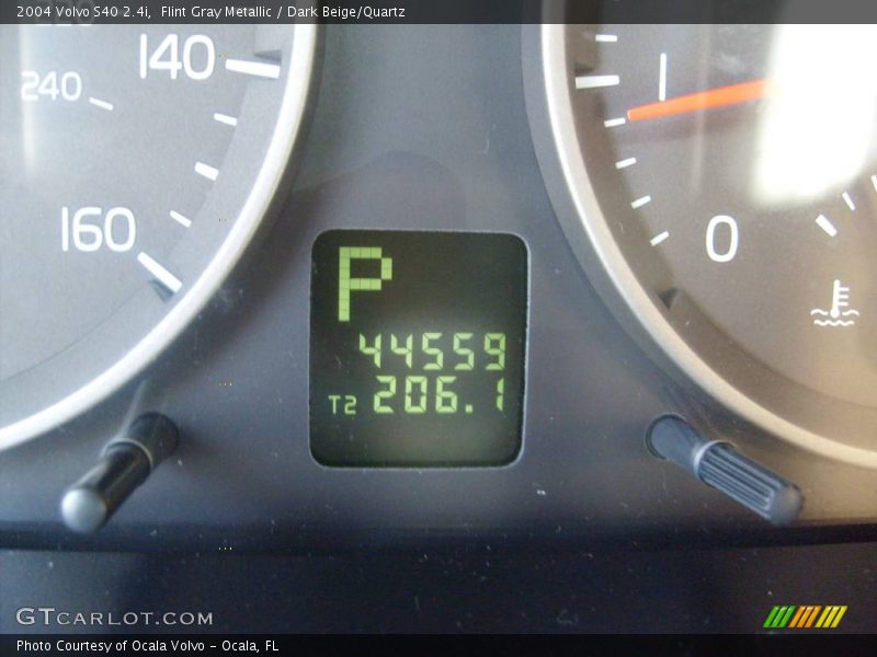 Flint Gray Metallic / Dark Beige/Quartz 2004 Volvo S40 2.4i