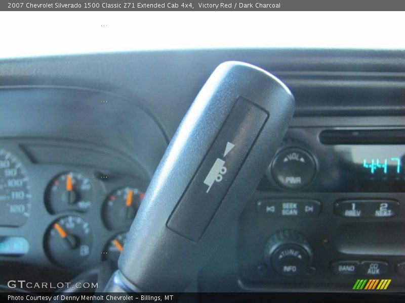 Victory Red / Dark Charcoal 2007 Chevrolet Silverado 1500 Classic Z71 Extended Cab 4x4