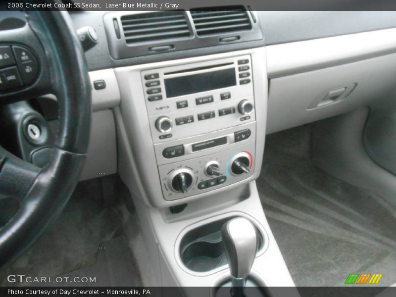 Controls of 2006 Cobalt SS Sedan