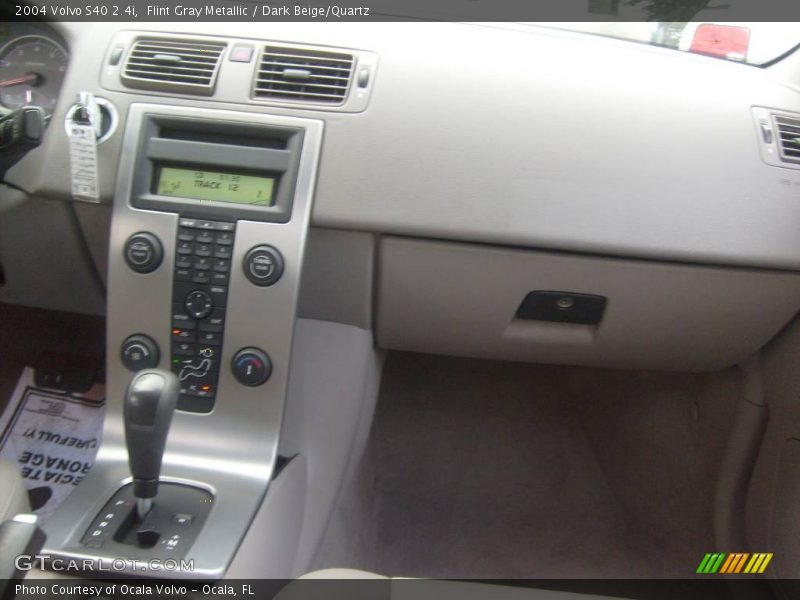 Flint Gray Metallic / Dark Beige/Quartz 2004 Volvo S40 2.4i