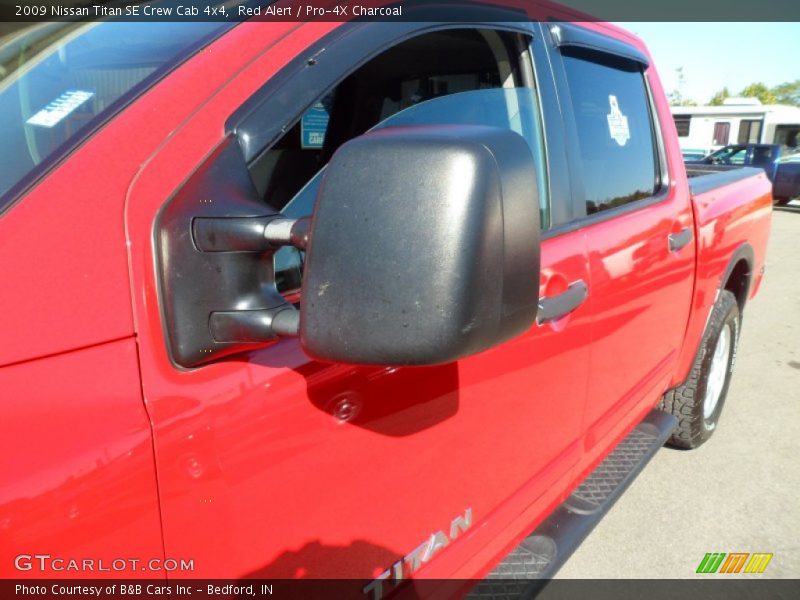 Red Alert / Pro-4X Charcoal 2009 Nissan Titan SE Crew Cab 4x4