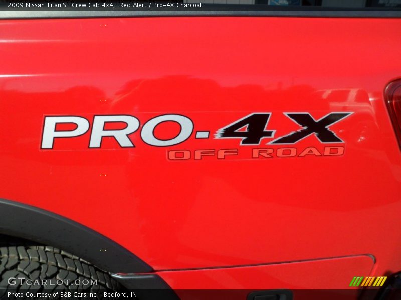 Red Alert / Pro-4X Charcoal 2009 Nissan Titan SE Crew Cab 4x4