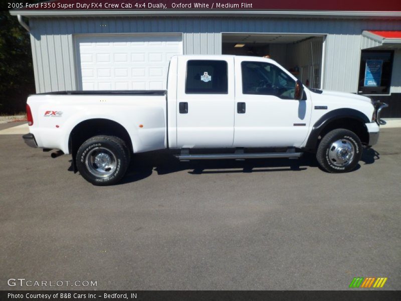 Oxford White / Medium Flint 2005 Ford F350 Super Duty FX4 Crew Cab 4x4 Dually