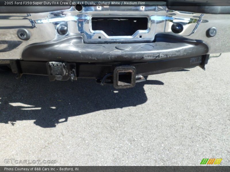 Oxford White / Medium Flint 2005 Ford F350 Super Duty FX4 Crew Cab 4x4 Dually