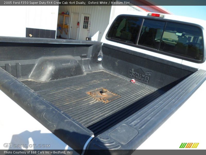 Oxford White / Medium Flint 2005 Ford F350 Super Duty FX4 Crew Cab 4x4 Dually